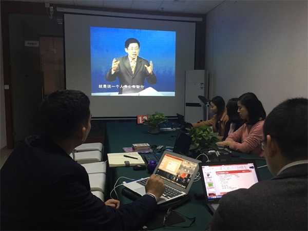 瓜瓜早課堂(138)-食言的富勒博士,不食言的人生 瓜瓜早課堂(138)-食言的富勒博士,不食言的人生