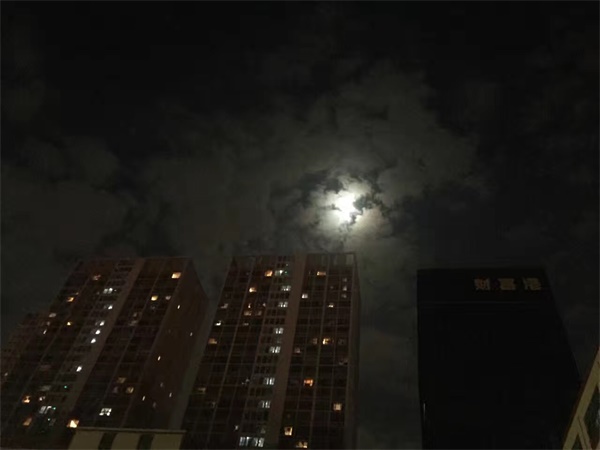 企業宣傳片紅瓜子在制作,作為導演的你怎樣創作 企業宣傳片紅瓜子在制作,作為導演的你怎樣創作