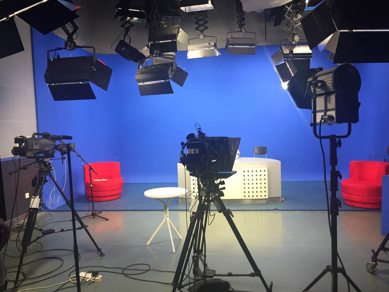 微電影拍攝的詳細(xì)過(guò)程是怎樣的? 微電影拍攝的詳細(xì)過(guò)程是怎樣的?