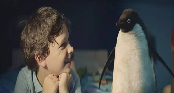 年年刷屏的圣誕節(jié)廣告片制作，企業(yè)宣傳片制作_紅瓜子傳媒